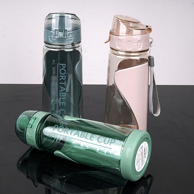 Double-Wall Insulated Portable Water Bottle -  570ml Leakproof Plastic Travel Bottle