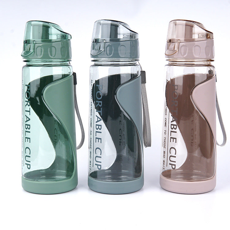 Double-Wall Insulated Portable Water Bottle -  570ml Leakproof Plastic Travel Bottle
