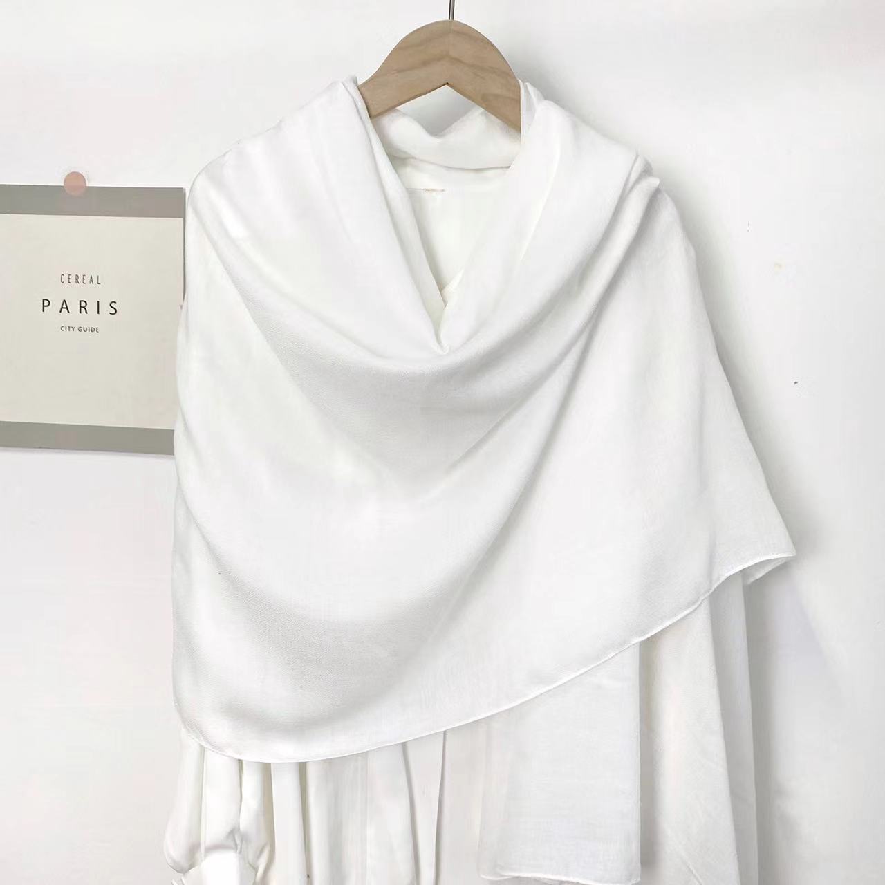 Classic Monochrome Long Shawl Scarf – Soft, Warm & Timeless Style