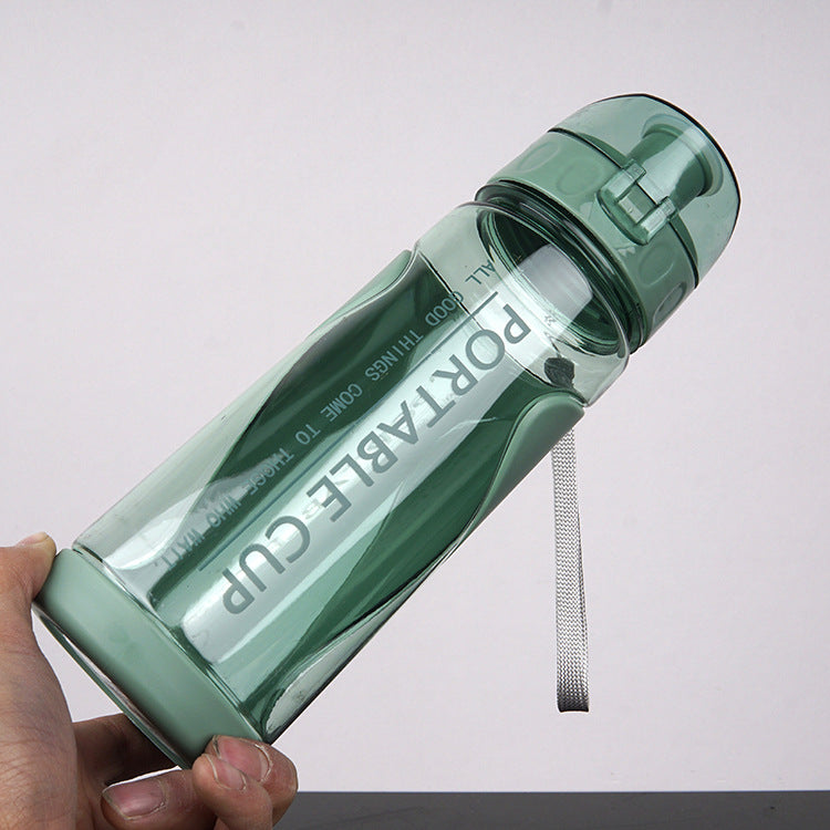 Double-Wall Insulated Portable Water Bottle -  570ml Leakproof Plastic Travel Bottle